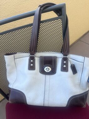 Coach Hamptons Capacity Carryall White and Brown Leather Satchel